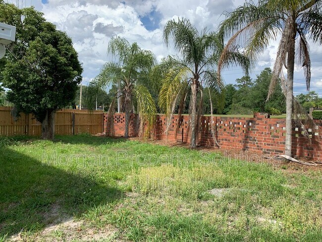 Building Photo - 9981 Triple Crown Cir