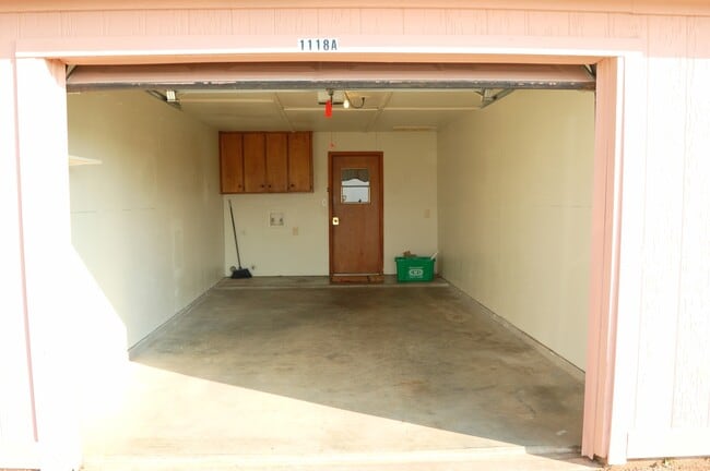 Building Photo - 1118 N Nolan River Rd