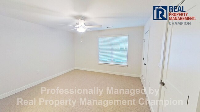 Building Photo - Newly Constructed Luxury Townhomes in Porters Neck