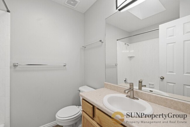 Building Photo - 5458 S 4250 W