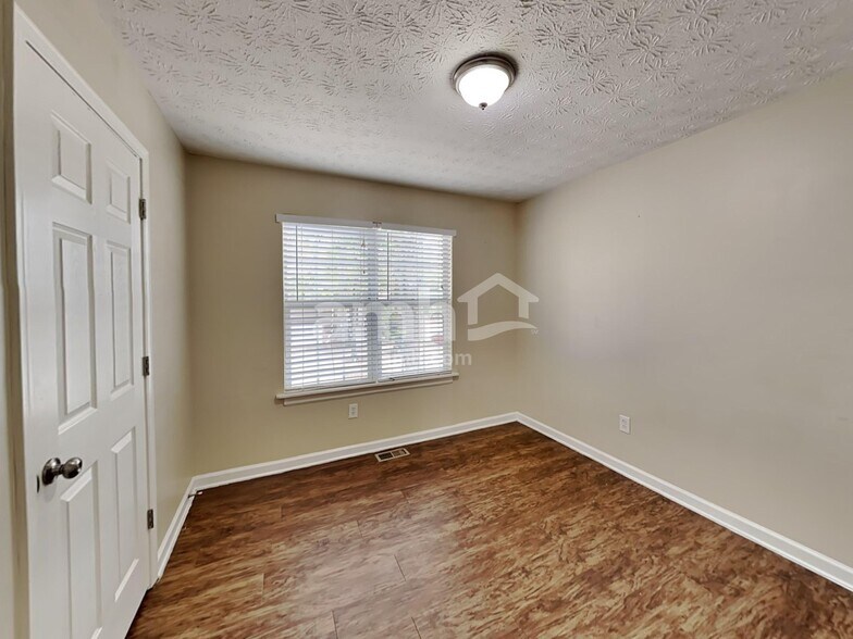 Building Photo - 2279 Halcyon Way