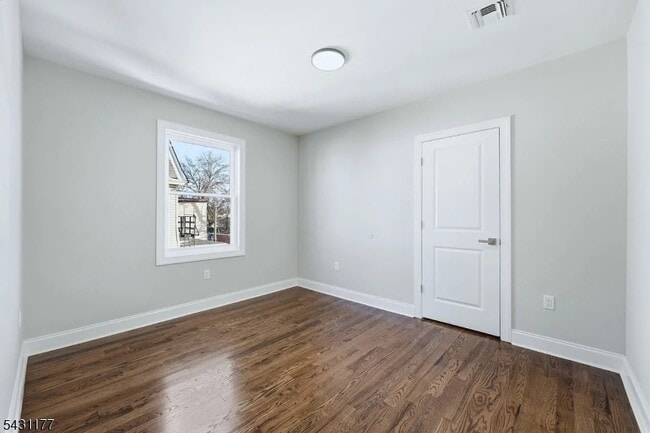 Building Photo - 46 Eppirt St