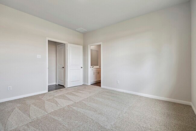 Building Photo - 16414 Blossom Grv Dr