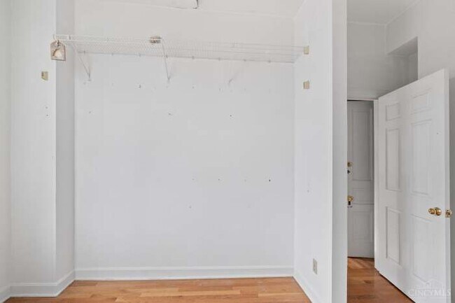 Building Photo - 3315 Morrison Ave
