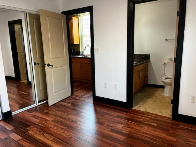 Building Photo - 730 E 3rd St