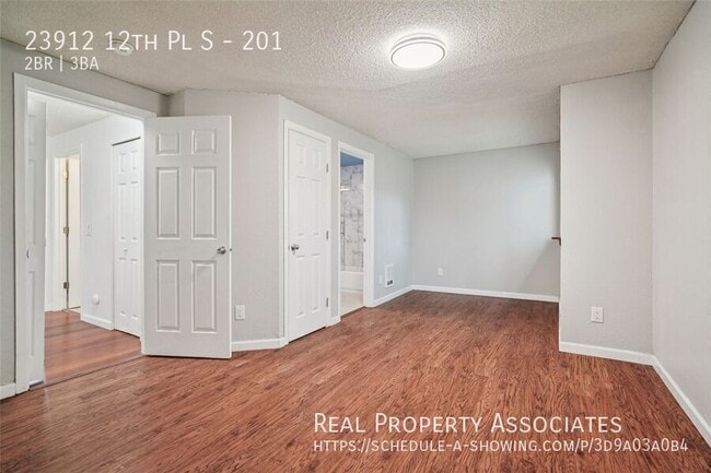 Building Photo - 23912 12th Pl S