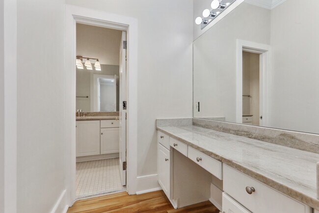 Vanity area - 215 Decatur St