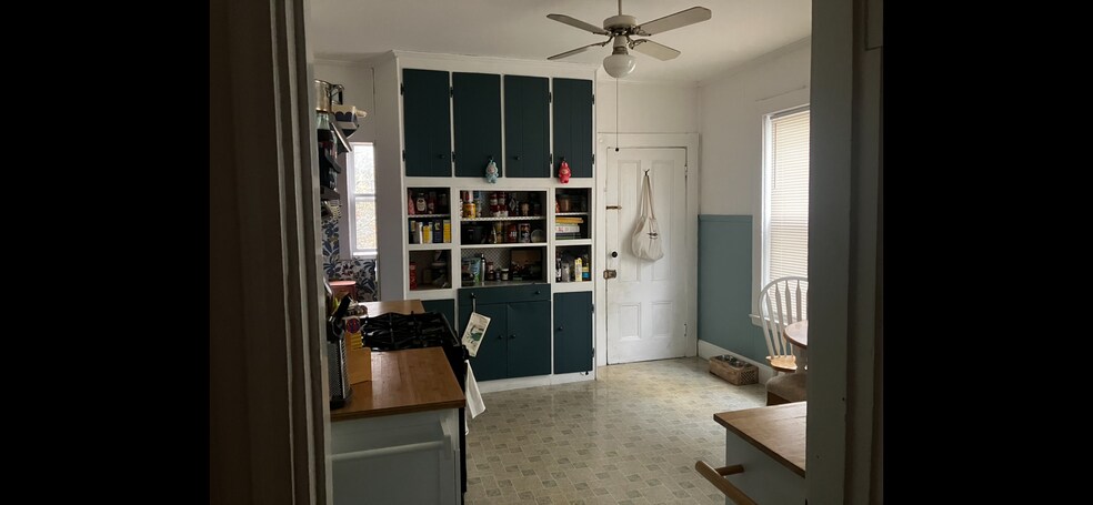 Building Photo - 377 Highland Ave