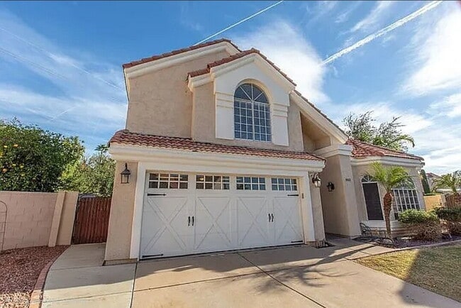 Building Photo - Trade Winds at Gilbert