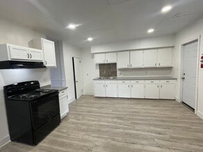 Building Photo - Beautifully Remodeled 2-Bedroom First Floor Apartment – Adams, MA – $1,500/month