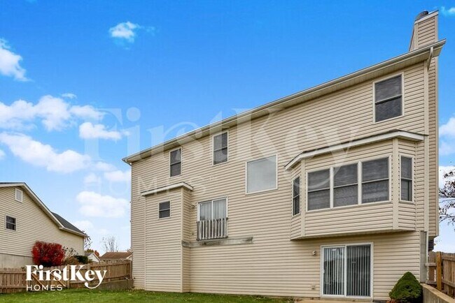 Building Photo - 332 Centerfield Dr