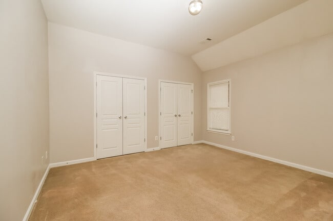 Building Photo - 35 Chesapeake Chase