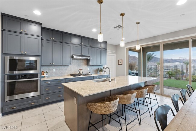 Building Photo - 14 Parco Fiore Ct