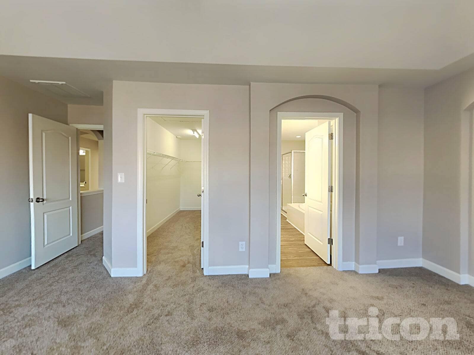 Building Photo - 6405 Lanzerac Manor Dr