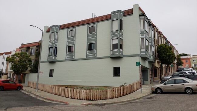 Building Photo - 41 Dorado Ter