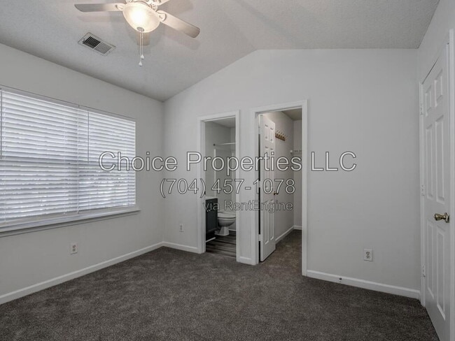 Building Photo - 12807 Spirit Bound Way