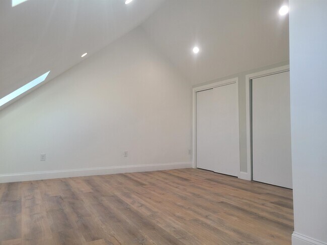 Building Photo - 201-203-203 N 2nd St