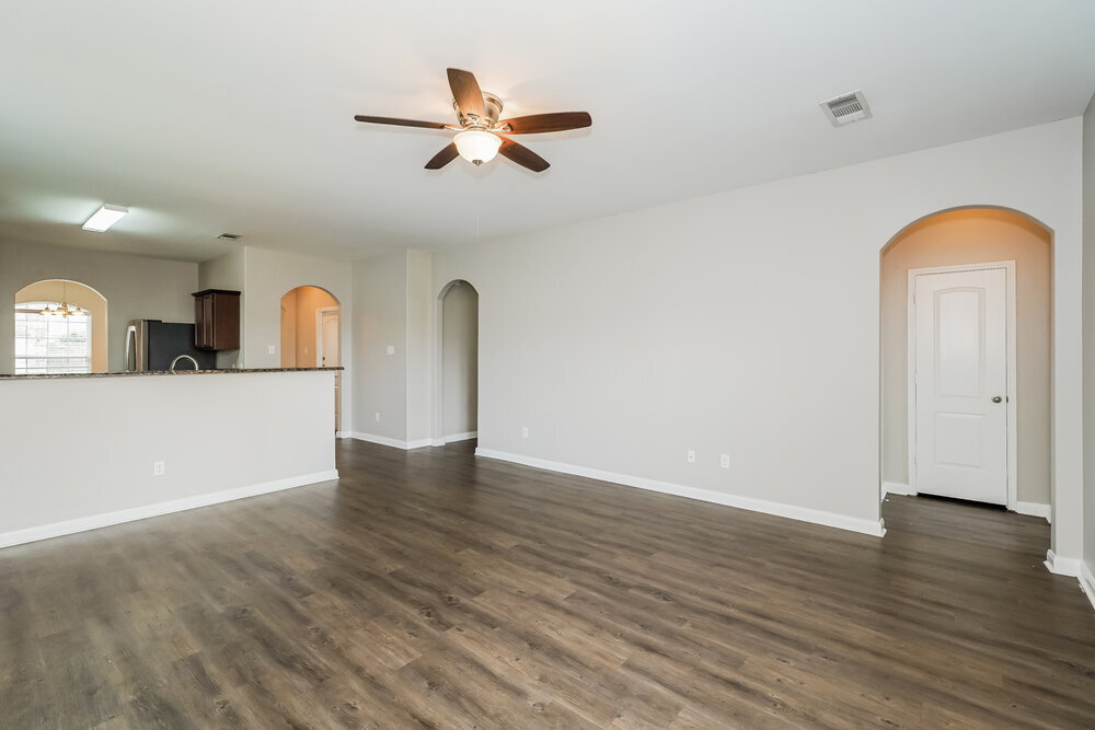 Building Photo - 6120 Chalk Hollow Dr