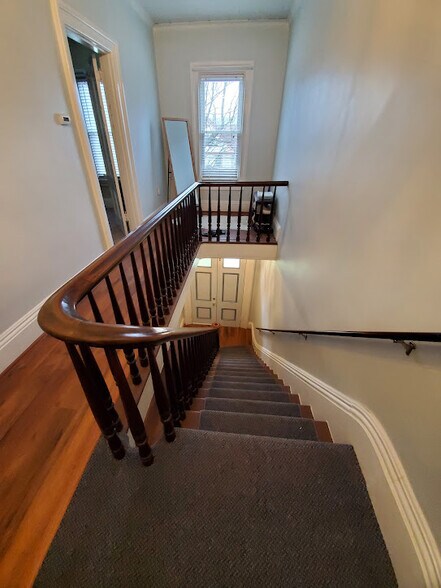 Building Photo - 1724 Monsey Ave