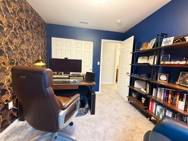 Building Photo - 275 NE Miramar Cir