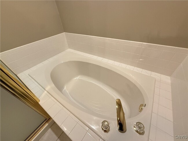 Building Photo - 5210 Hook Cir