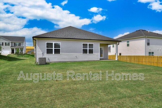 Building Photo - 1253 Birch Cir