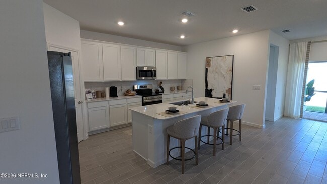 Building Photo - 15615 Thomas Crk Wy