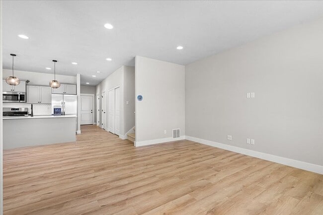 Building Photo - Experience Spacious Luxury: 4 Bedroom, 3 Bath Two-Story Rental Home Awaits