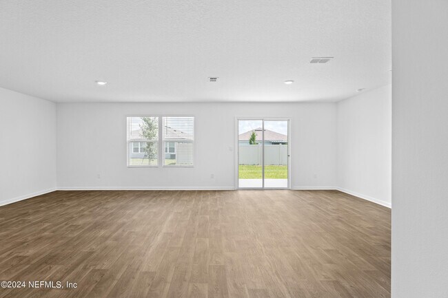 Building Photo - 197 Ardila Cir