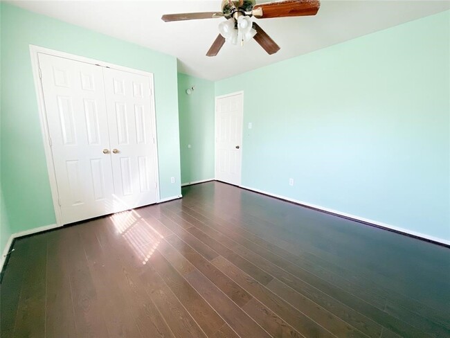 Building Photo - 20823 Oak Rain Ct