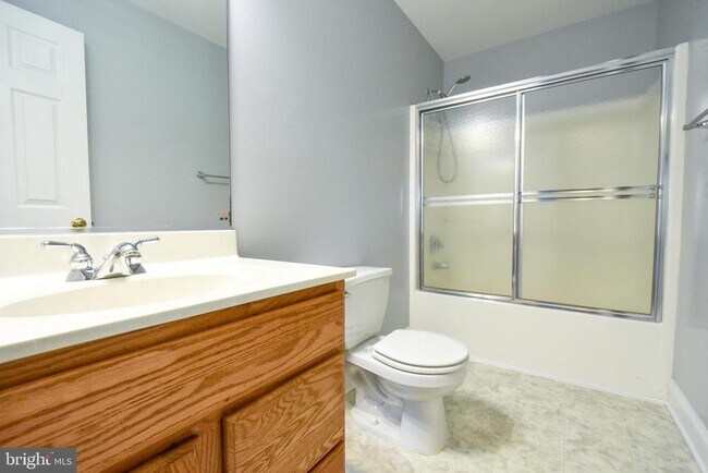 Building Photo - 42271 Bird Haven Dr