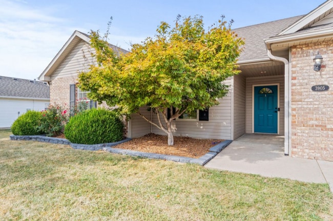 Building Photo - 3905 Jungle Tree Dr