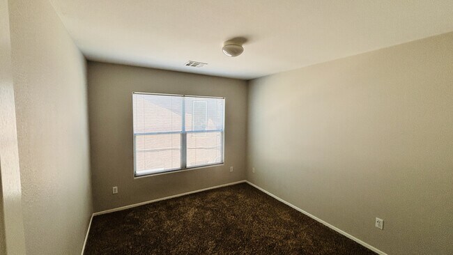 Building Photo - 9171 Vintage Wine Ave