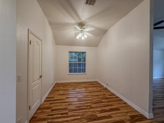 Building Photo - 16908 Cactus Blossom Dr