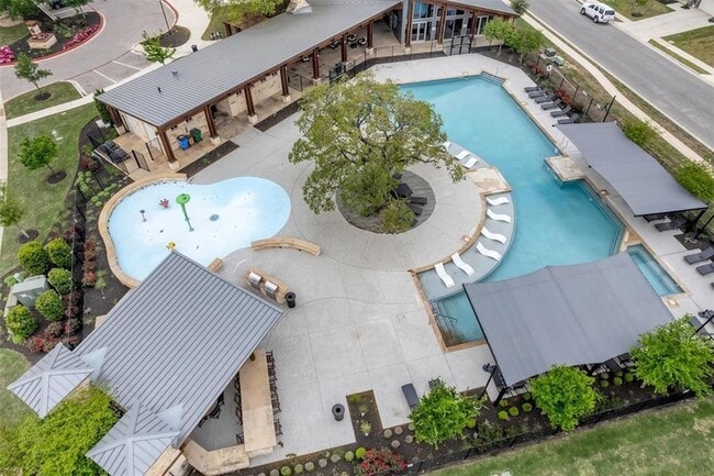 Building Photo - 208 Callahan Ln