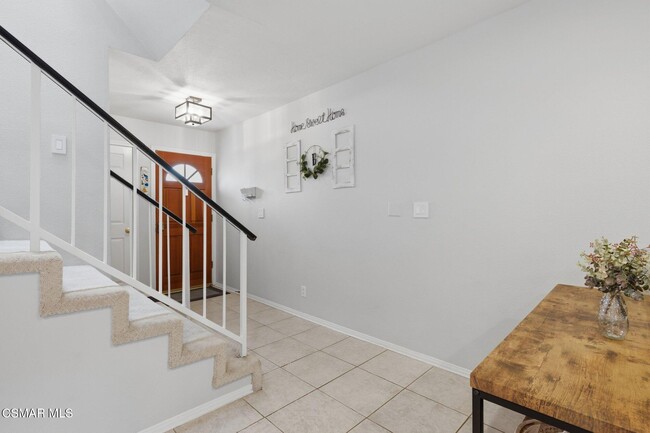Building Photo - 228 Hill Ranch Dr