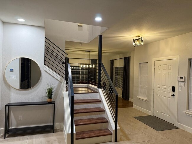 Building Photo - 1103 Water Hole Trail