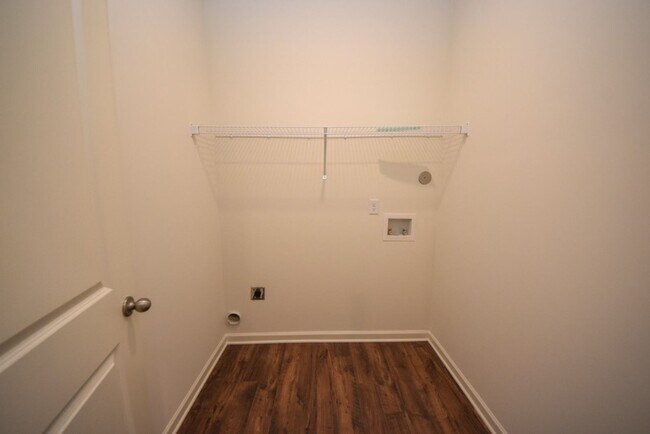 Building Photo - DR Horton built home in 2021; 4 bed, 2 bath home in Atoka.