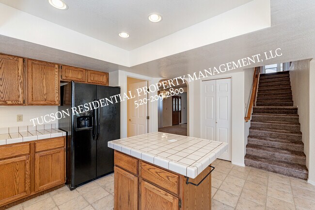 Building Photo - 12490 N Copper Queen Way