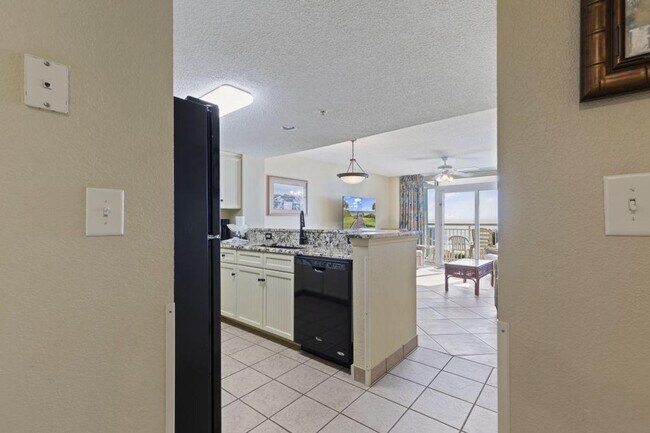 Building Photo - 1700 N Ocean Blvd