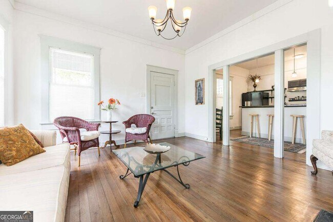 Building Photo - 1475 3rd St