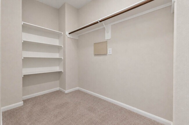 Building Photo - 68 Rd 51026