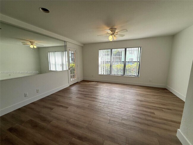 Building Photo - 4039 NW 87th Ave