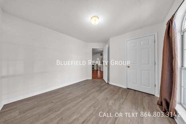 Building Photo - 141 Quail Haven Dr