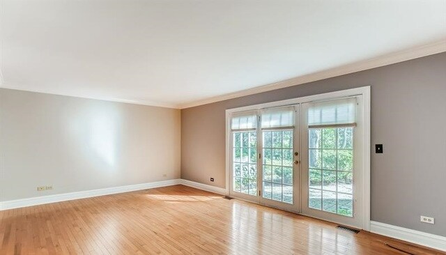 Building Photo - 725 Stonebridge Rd
