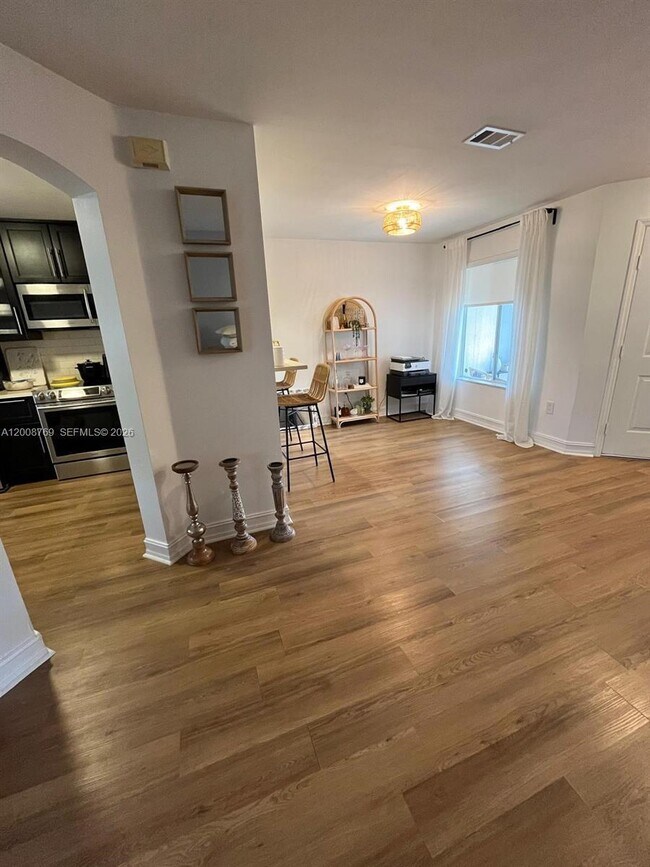 Building Photo - 7451 SW 163rd Ct