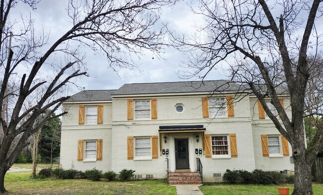 Building Photo - 424 N California St