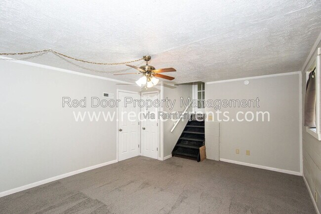 Building Photo - 5505 Straw Hat Dr