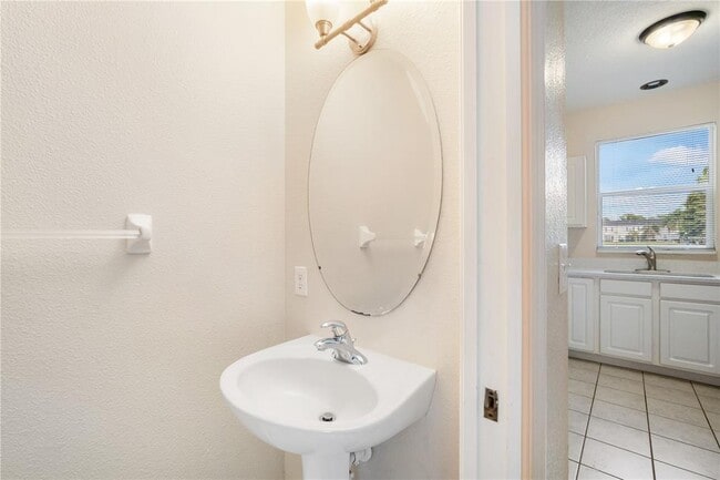 Building Photo - 12429 Country White Cir