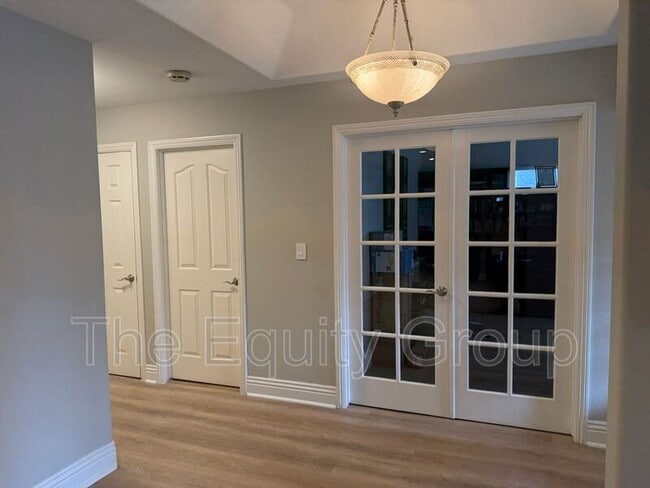 Building Photo - 5418 W Sweet Dr